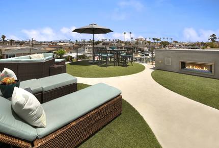 Bayfront Getaway - Newport Beach, California