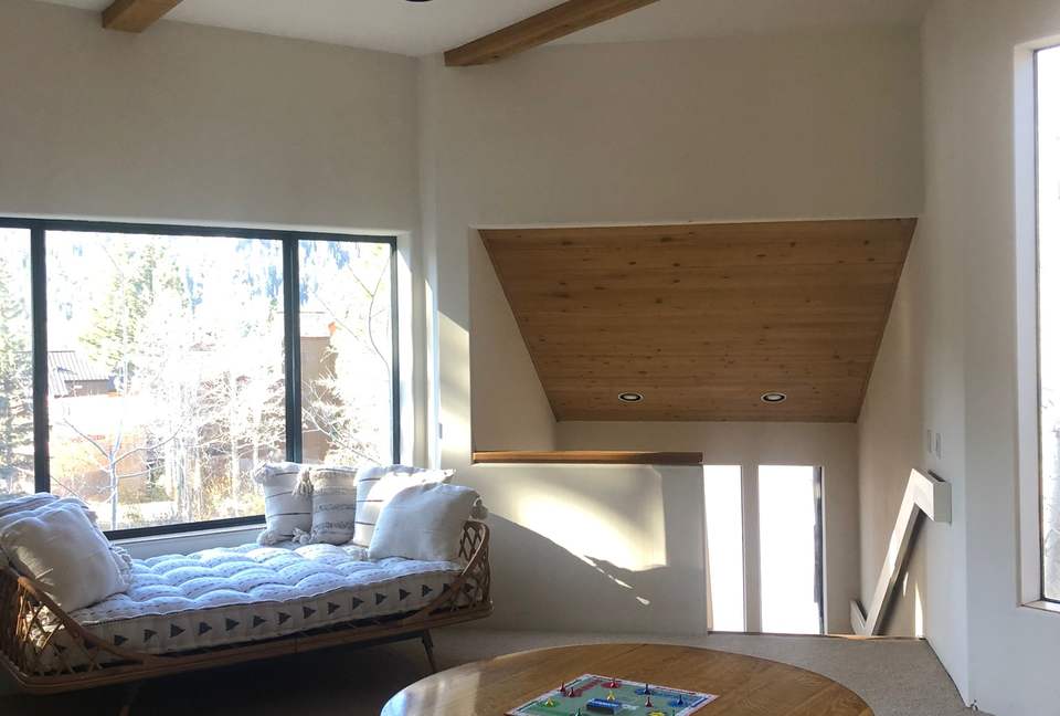 Mammoth Lakes Modern Luxury Home - Steps from the main chair lift! - Mammoth Lakes, California