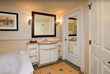 1 BR Disney's Saratoga Resort & Spa - Close to All of the Disney Parks! - Lake Buena Vista, Florida