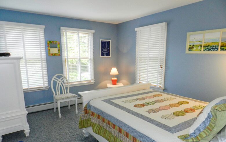 Cozy Quintessential Martha's Vineyard Home - Edgartown, Massachusetts