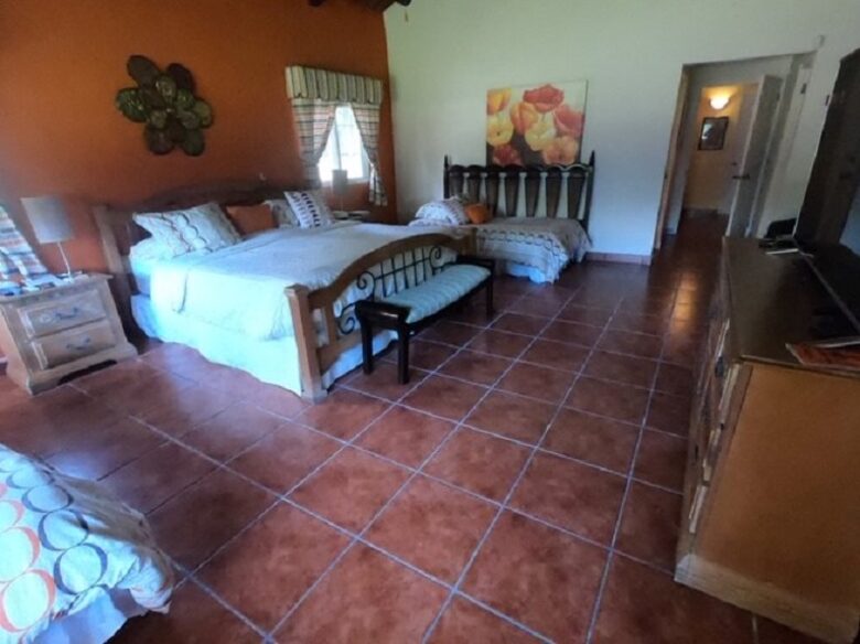 El Valle de Anton Home and Guest House - Rainforest, Beaches, Golf, and Hiking nearby! - El Valle de Anton, Panama
