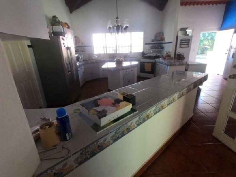 El Valle de Anton Home and Guest House - Rainforest, Beaches, Golf, and Hiking nearby! - El Valle de Anton, Panama