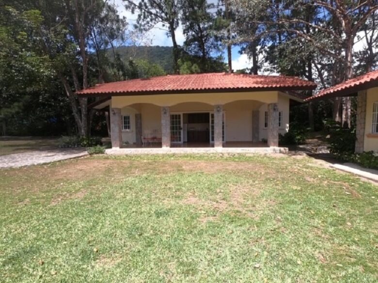 El Valle de Anton Home and Guest House - Rainforest, Beaches, Golf, and Hiking nearby! - El Valle de Anton, Panama
