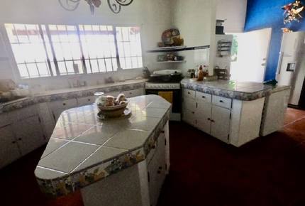 El Valle de Anton Home and Guest House - Rainforest, Beaches, Golf, and Hiking nearby! - El Valle de Anton, Panama