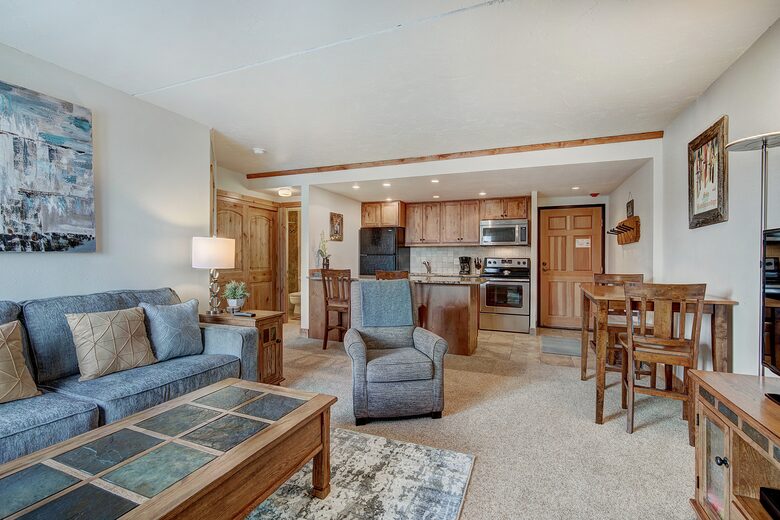 Trails End 406 - Ski-In/Ski-Out - Breckenridge, Colorado