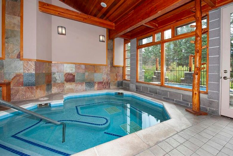 Trails End 406 - Ski-In/Ski-Out - Breckenridge, Colorado