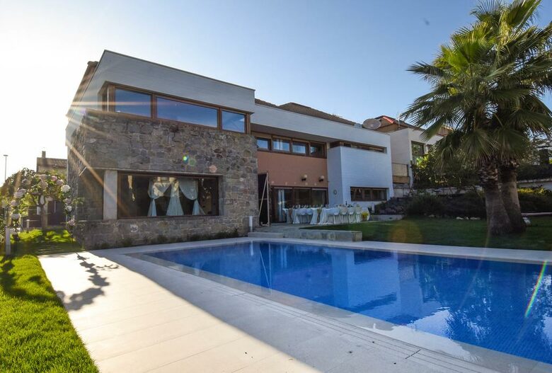 Casa Alma - Zizur Mayor, Pamplona, Spain