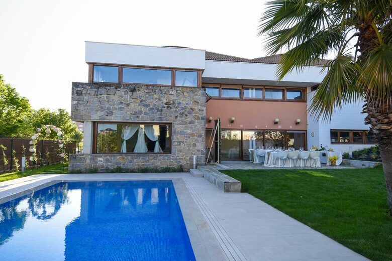 Casa Alma - Zizur Mayor, Pamplona, Spain