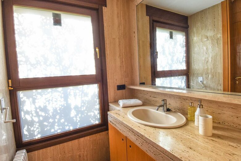 Casa Alma - Zizur Mayor, Pamplona, Spain