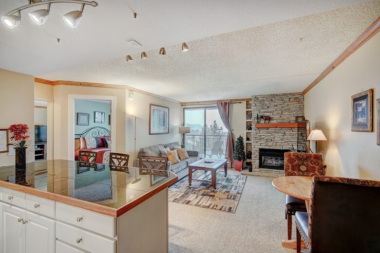 Trails End 408- Ski-In/Ski-Out - Breckenridge, Colorado