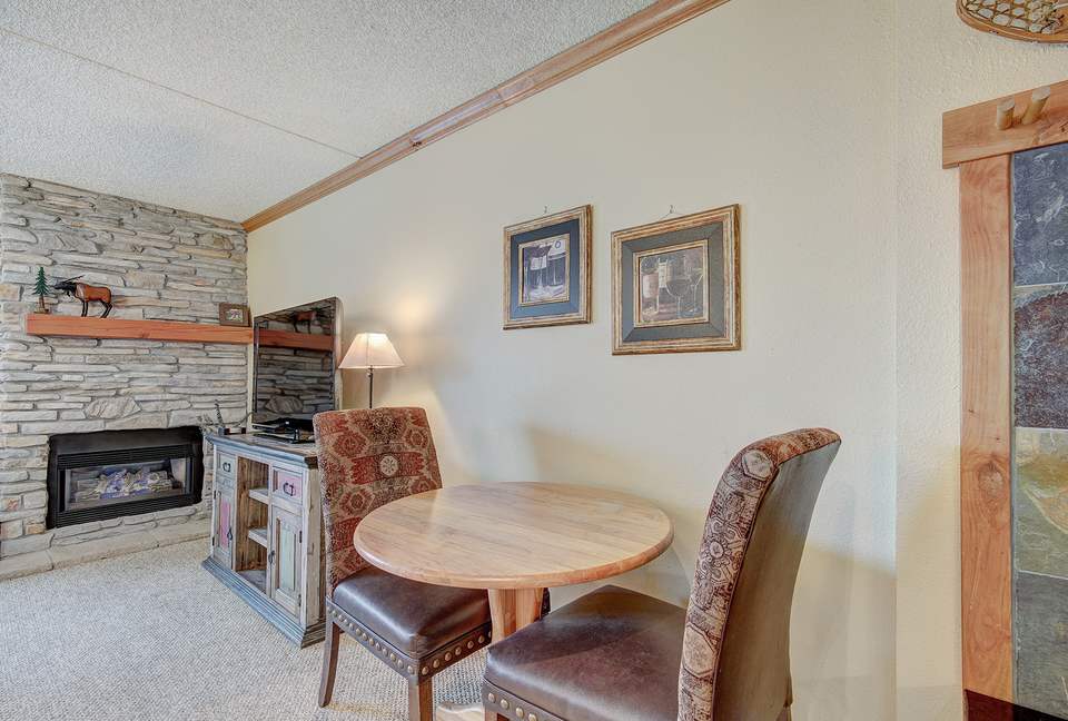 Trails End 408- Ski-In/Ski-Out - Breckenridge, Colorado