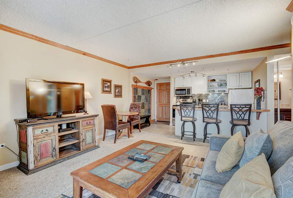 Trails End 408- Ski-In/Ski-Out - Breckenridge, Colorado