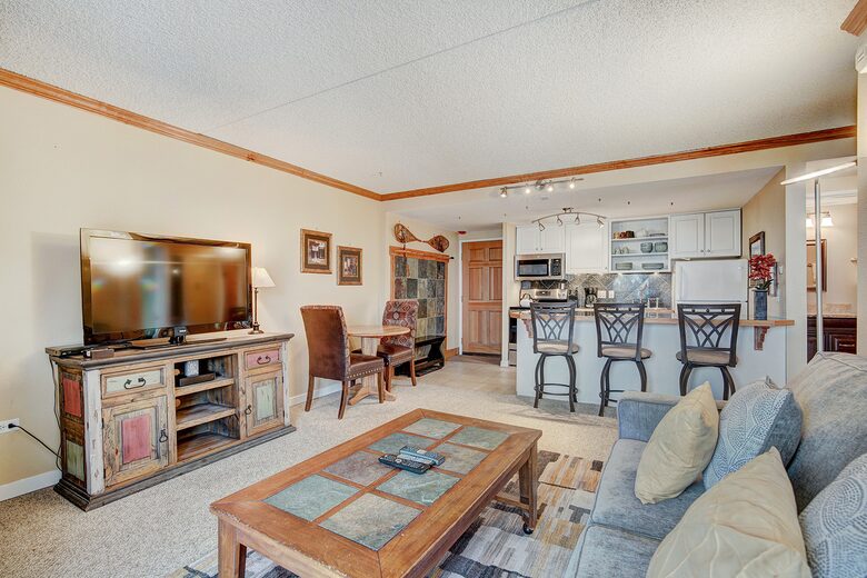 Trails End 408- Ski-In/Ski-Out - Breckenridge, Colorado