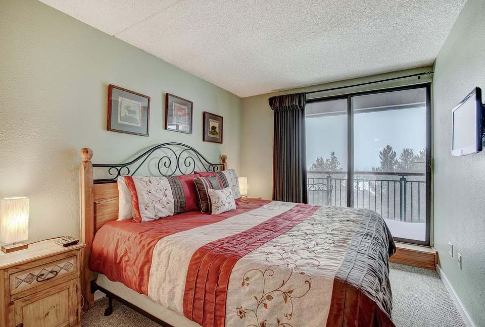 Trails End 408- Ski-In/Ski-Out - Breckenridge, Colorado