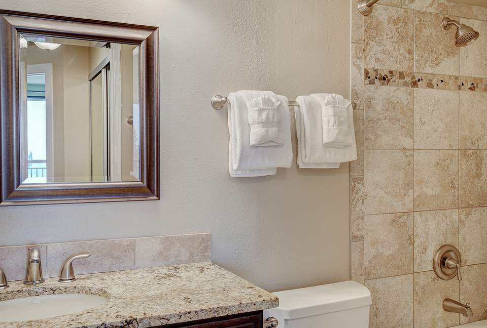 Trails End 408- Ski-In/Ski-Out - Breckenridge, Colorado