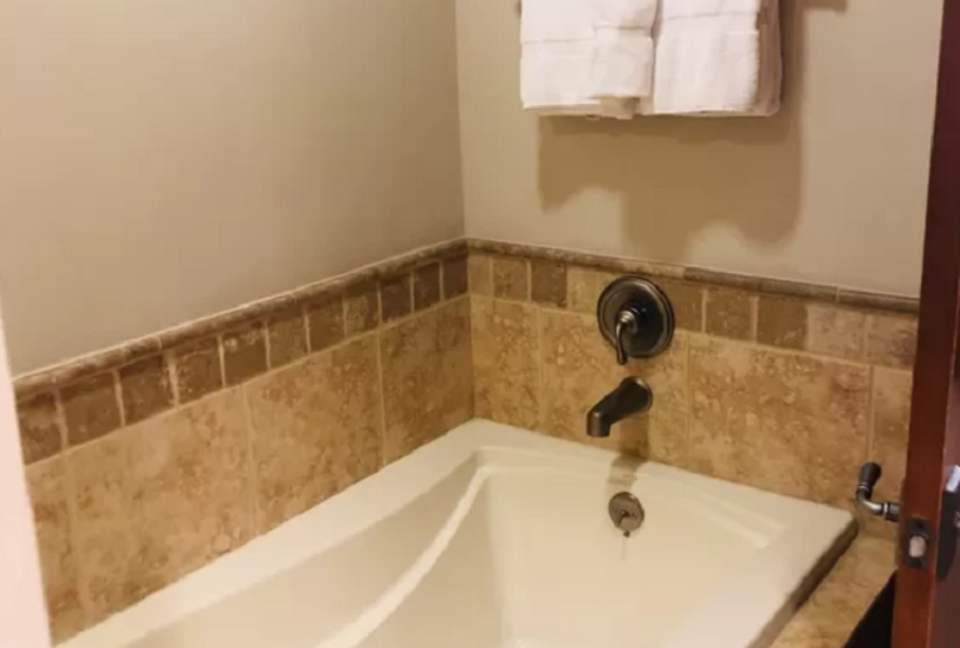 Iron Horse South Northstar Village Ski in/Ski out - Truckee, California