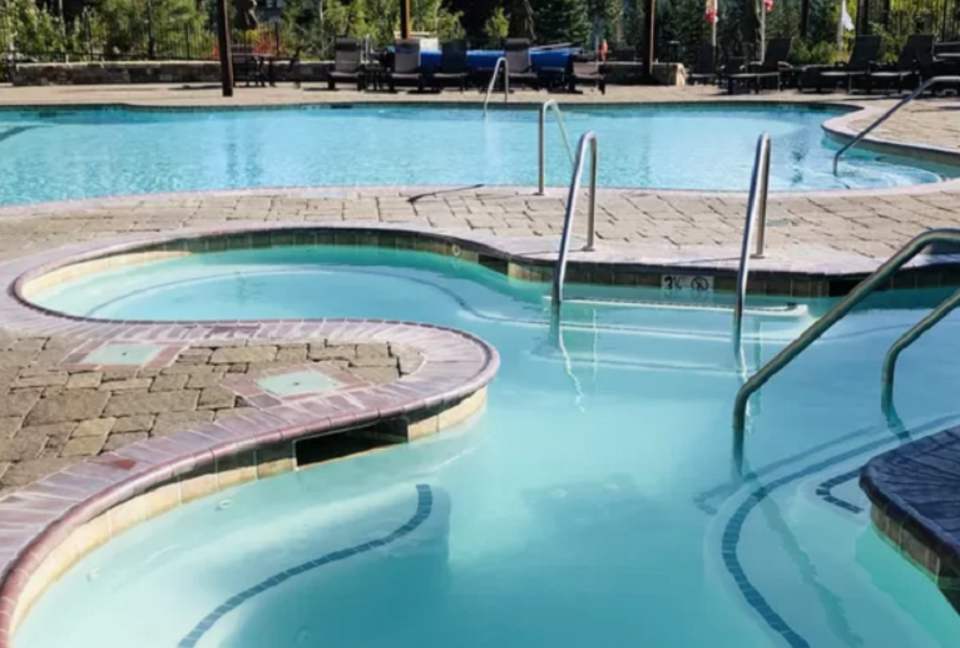 Iron Horse South Northstar Village Ski in/Ski out - Truckee, California