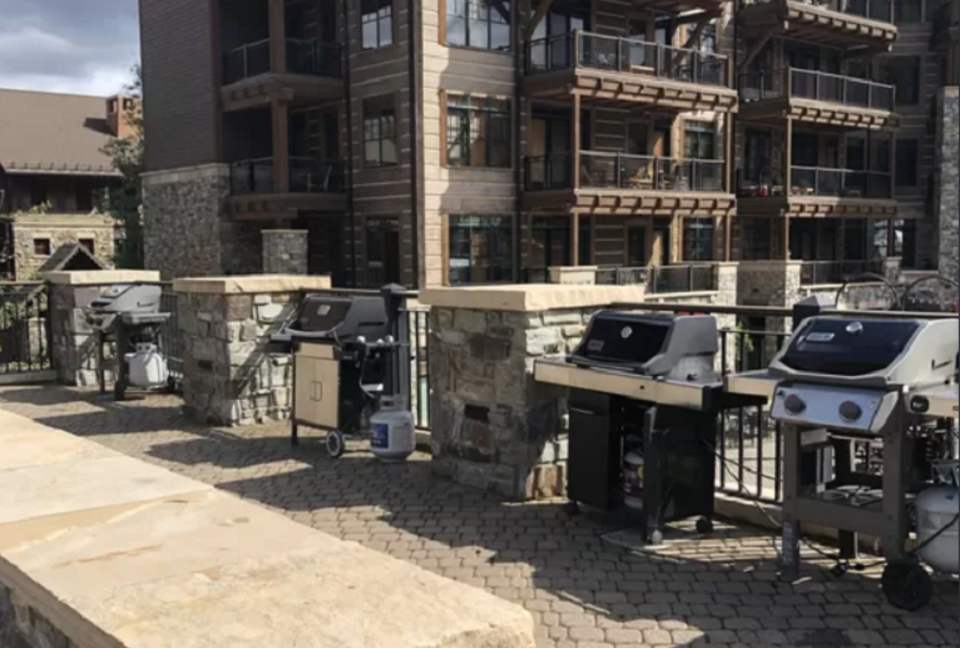 Iron Horse South Northstar Village Ski in/Ski out - Truckee, California