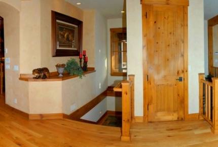 Cordillera Custom Home on 1st Fairway of Jack Nicklaus Course - Vail Valley - Edwards, Colorado