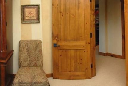 Cordillera Custom Home on 1st Fairway of Jack Nicklaus Course - Vail Valley - Edwards, Colorado