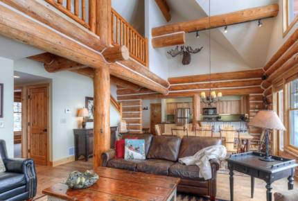 Mountainside Ski-in/Ski-out Luxury Cabin - Big Sky, Montana