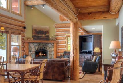 Mountainside Ski-in/Ski-out Luxury Cabin - Big Sky, Montana