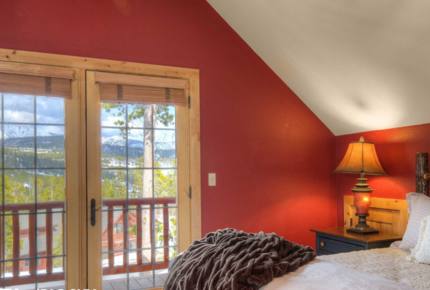 Mountainside Ski-in/Ski-out Luxury Cabin - Big Sky, Montana
