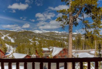 Mountainside Ski-in/Ski-out Luxury Cabin - Big Sky, Montana