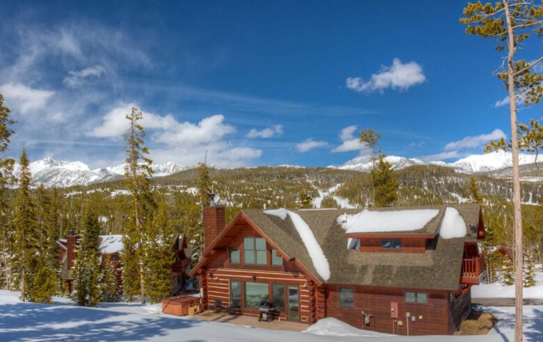 Mountainside Ski-in/Ski-out Luxury Cabin - Big Sky, Montana