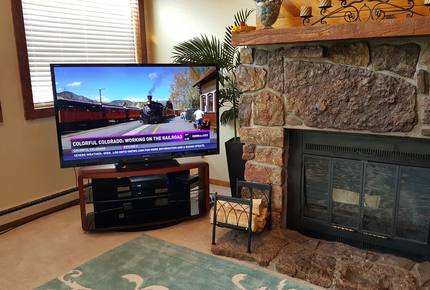 60 inch HDTV - Xfinity Cable, Netflix, Paramount +