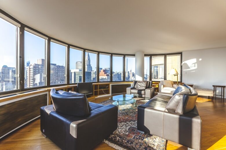 Manhattan High Rise Skyline Views - New York, New York