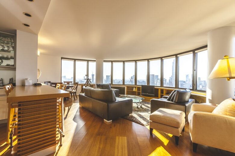 Manhattan High Rise Skyline Views - New York, New York