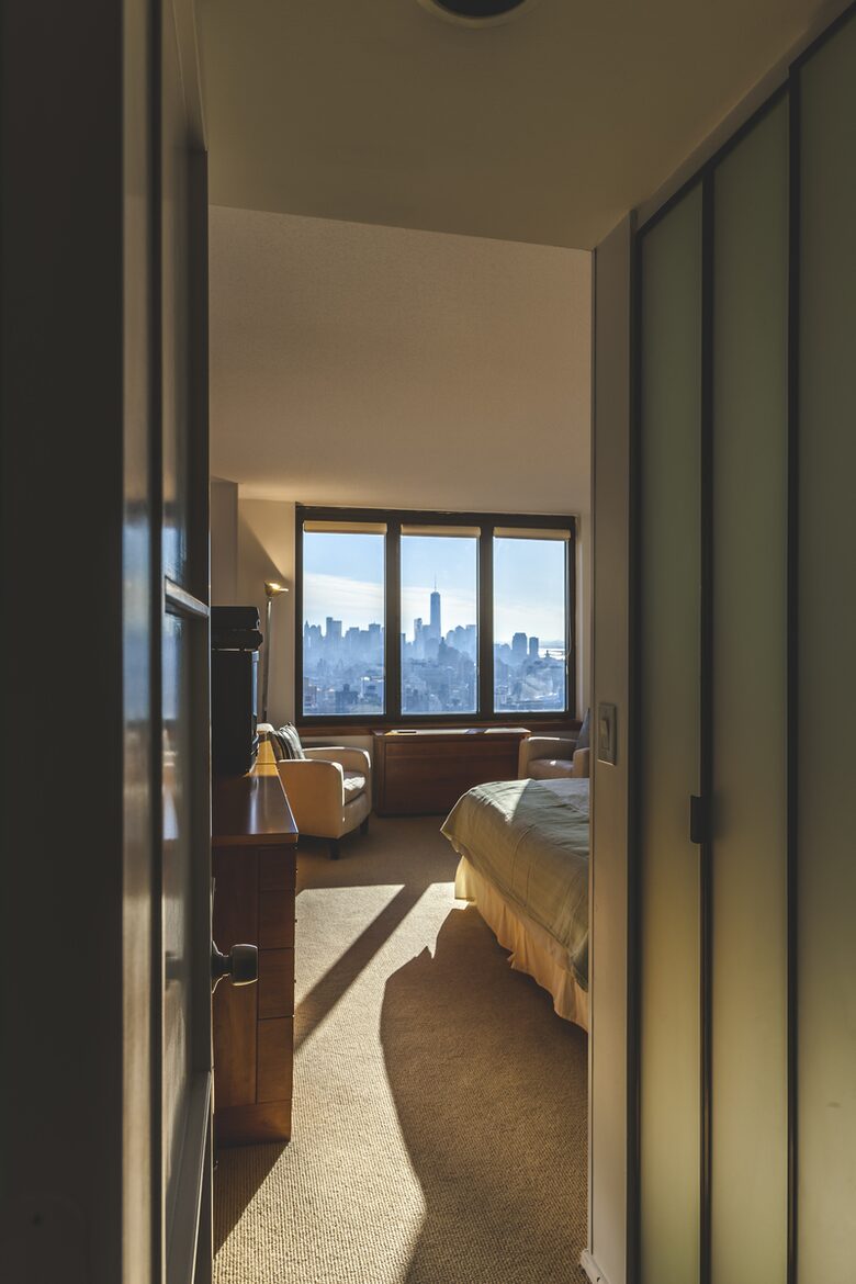 Manhattan High Rise Skyline Views - New York, New York