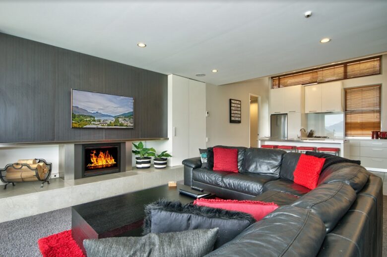 Luxury on the Lake - Queenstown, New Zealand