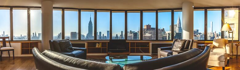 Manhattan High Rise Skyline Views - New York, New York