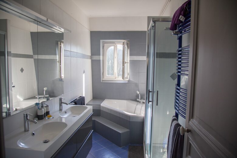 19c Mansion near Paris - Soisy sur Seine, France