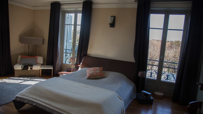 19c Mansion near Paris - Soisy sur Seine, France