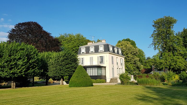 19c Mansion near Paris - Soisy sur Seine, France