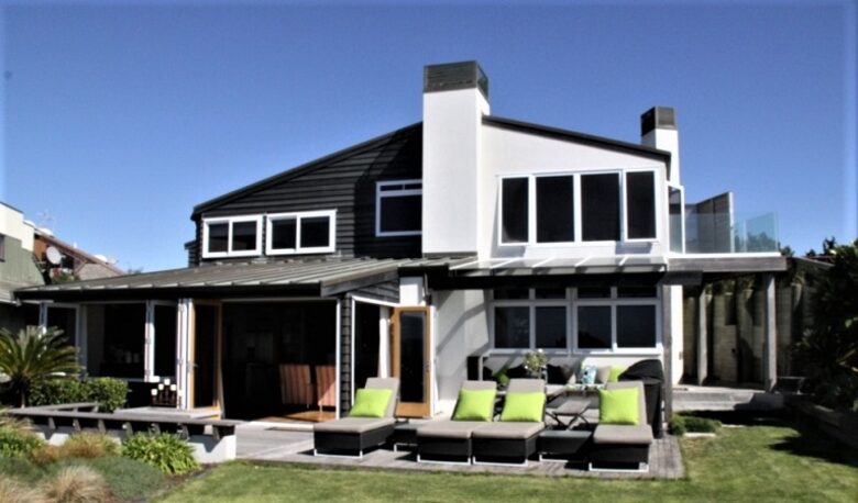 Mount Maunganui Beachfront Home - Tauranga, New Zealand