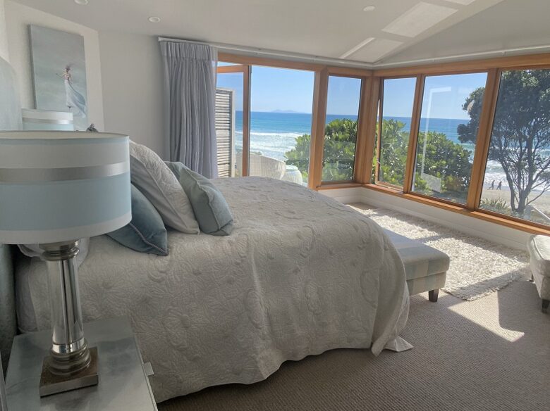 Mount Maunganui Beachfront Home - Tauranga, New Zealand