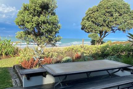 Mount Maunganui Beachfront Home - Tauranga, New Zealand