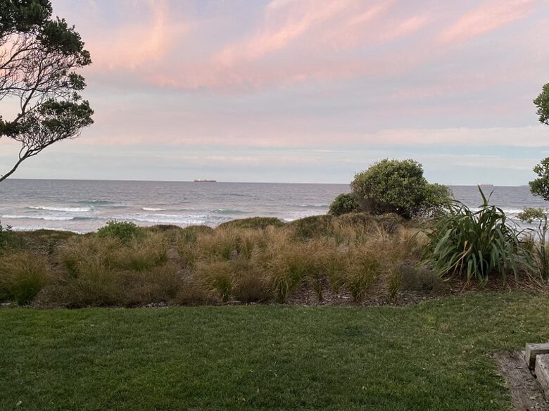 Mount Maunganui Beachfront Home - Tauranga, New Zealand