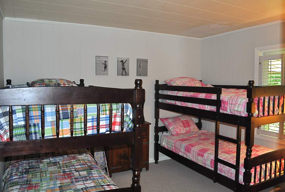 Lake Burton Hideaway - Clarksville, Georgia