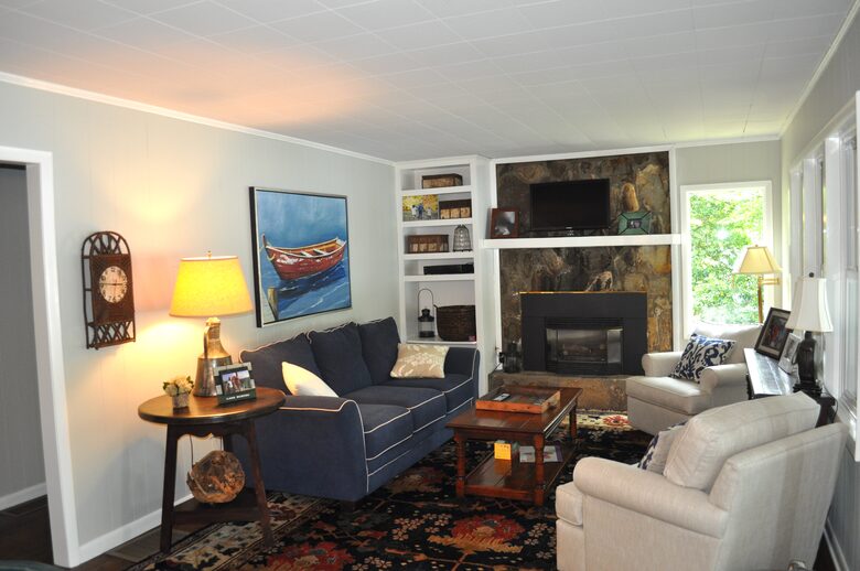 Lake Burton Hideaway - Clarksville, Georgia