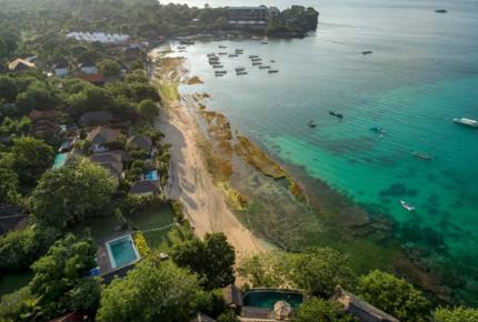 Fully Staffed Oceanfront Beach Estate - Nusa Lembongan, Indonesia