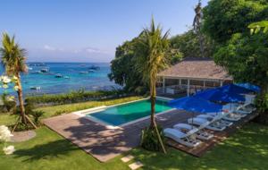 Fully Staffed Oceanfront Beach Estate - Nusa Lembongan, Indonesia