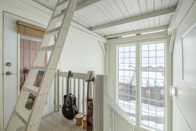 Big White Mountain Luxe - Big White, Canada