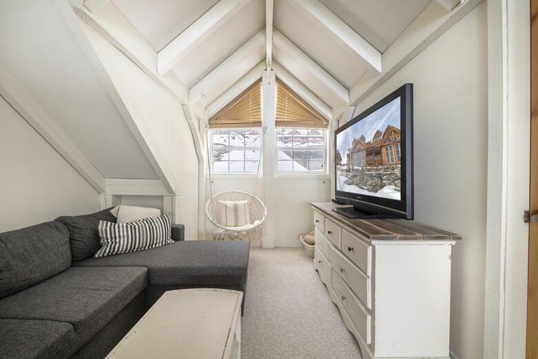 Big White Mountain Luxe - Big White, Canada