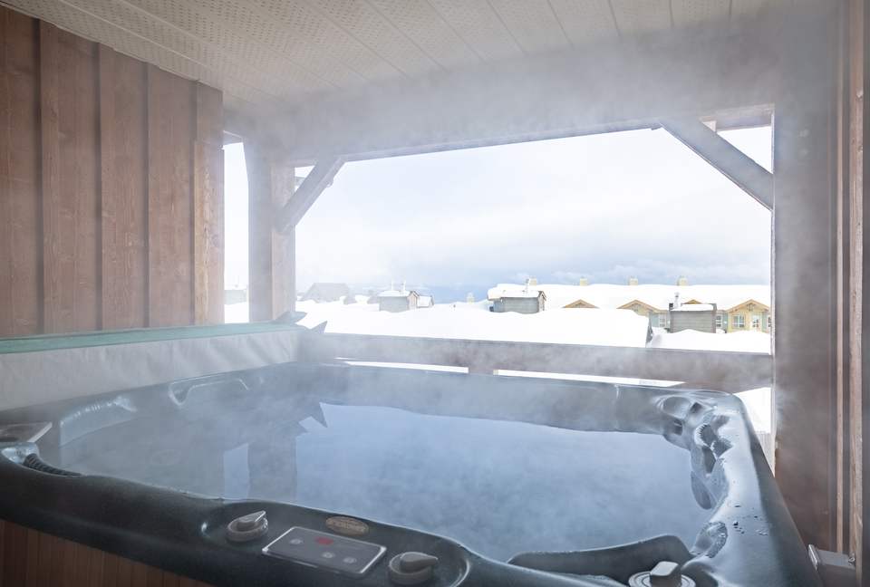 Big White Mountain Luxe - Big White, Canada