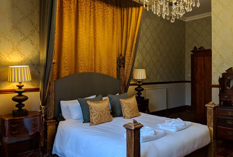 Huntsham Court (R) - Devon, United Kingdom